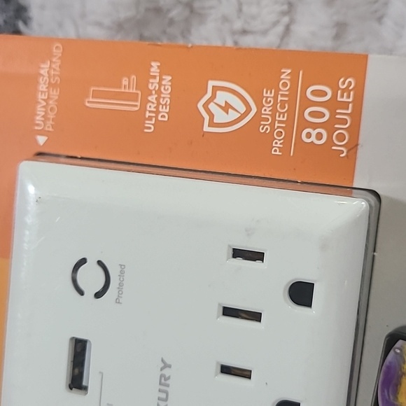 Merkury Innovations USB Wall Plate Charger - Picture 4 of 5